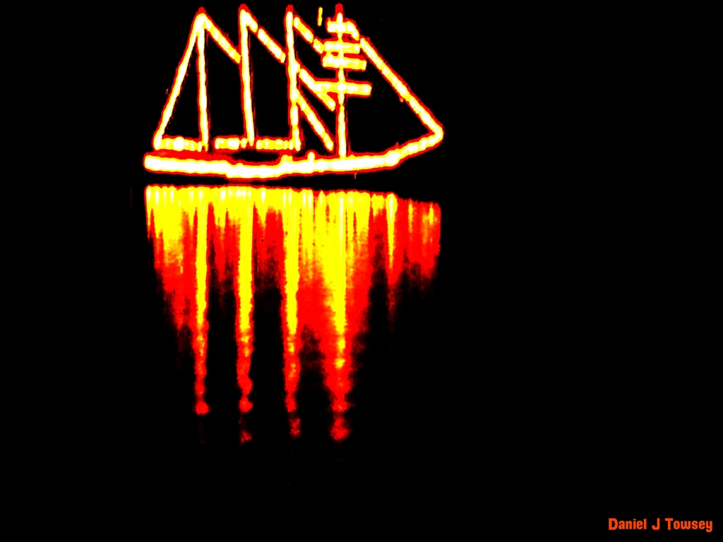 glowing boat....JPG